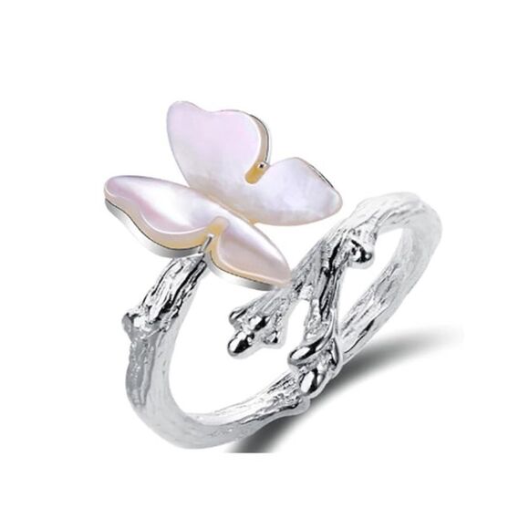 Minimalist 925 Sterling Silver resting Butterfly Wrap Ring Unique Statement Ring - Picture 5 of 10